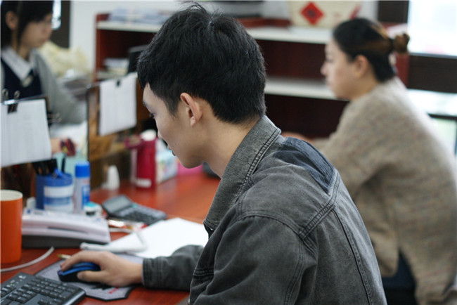 �T���L��